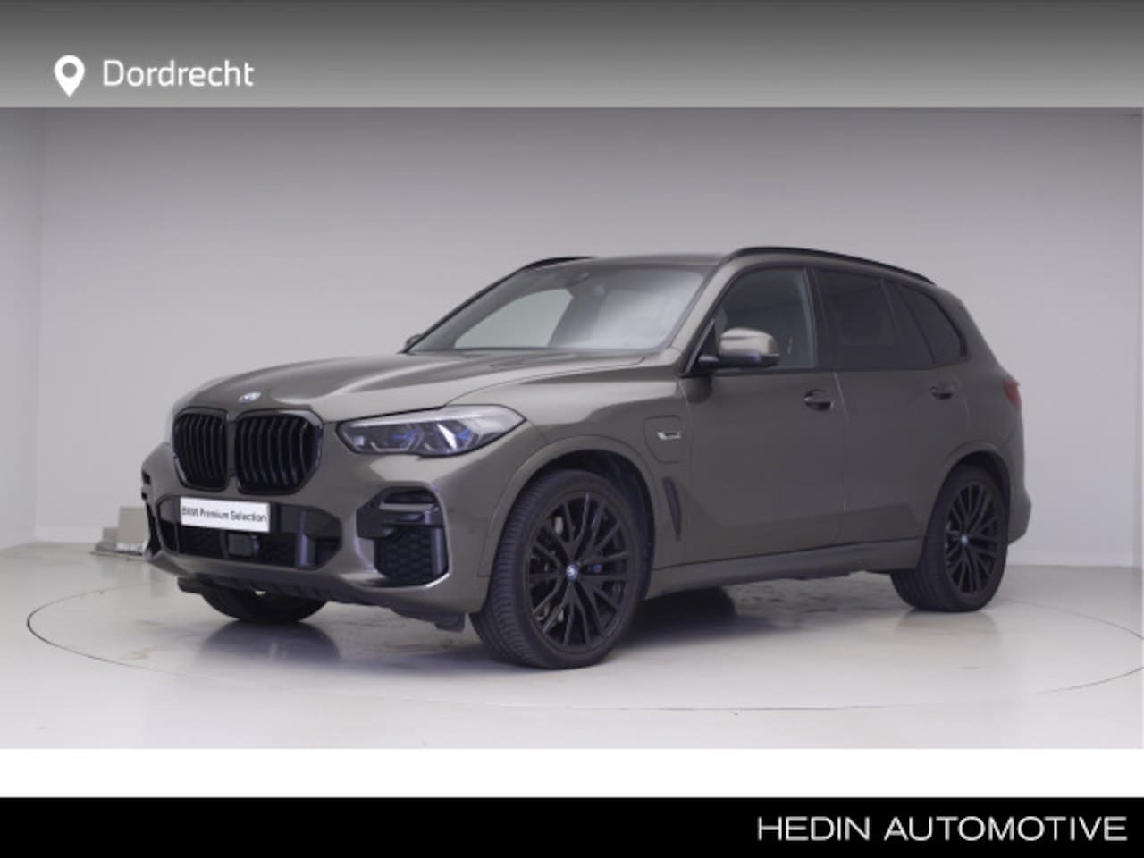 BMW X5 - xDrive45e M-Sport | 22" | Comfortzetels | Lederen Dash | Individual Leder - AutoWereld.nl