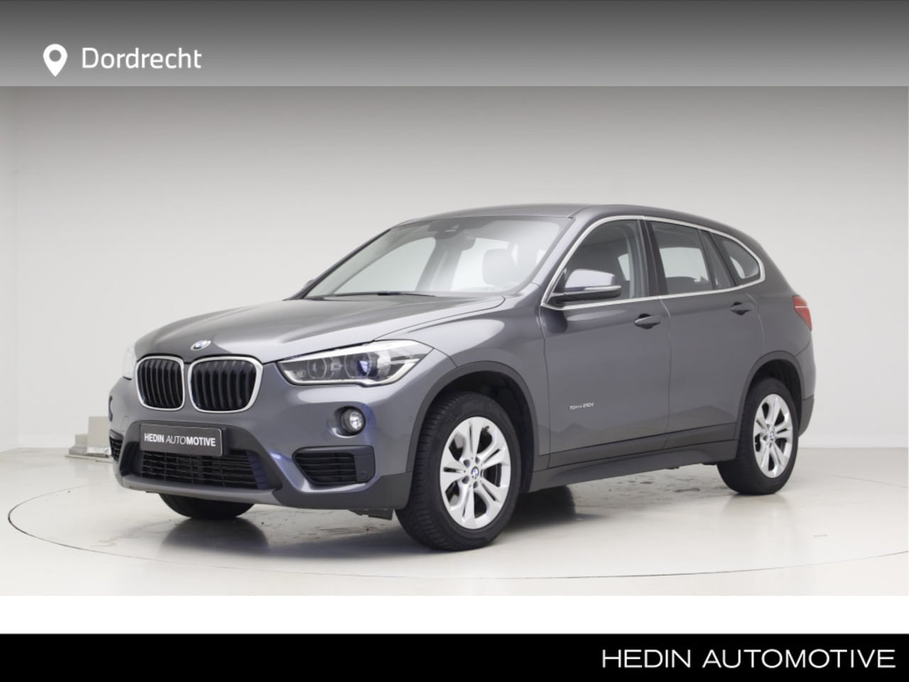 BMW X1 - sDrive20i High Executive | Leder | Trekhaak | Head-Up - AutoWereld.nl