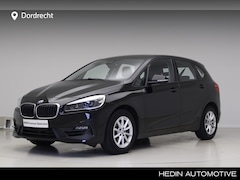 BMW 2-serie Active Tourer - 218i Executive Edition | Head-Up | Navigatie | PDC |