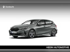 BMW 1-serie - 118i Model M Sport | Comfort Pack | Premium Pack | 18 inch LM Dubbelspaak M (Styling 819 M