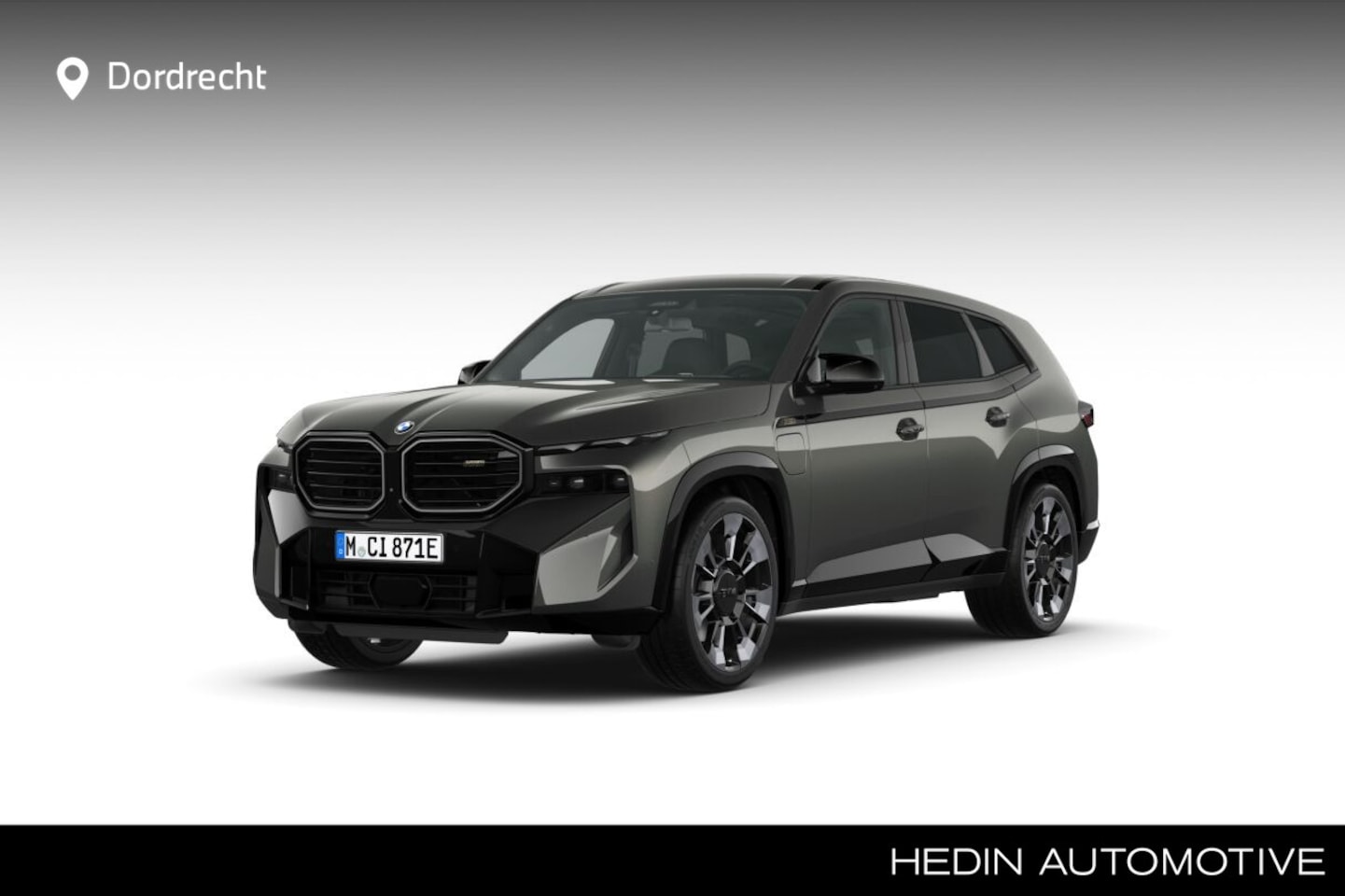 BMW XM - PHEV 30 kWh | 23 inch LM M Sterspaak (styling 923 M) Bicolor Jet Black | Trekhaak met elek - AutoWereld.nl