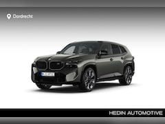 BMW XM - PHEV 30 kWh | 23 inch LM M Sterspaak (styling 923 M) Bicolor Jet Black | Trekhaak met elek