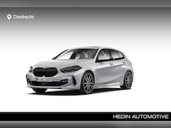 BMW 1-serie - 120i M Sportpakket Pro | Inncovation Pack | ColorVision | Comfort Pack | Travel Pack | 19