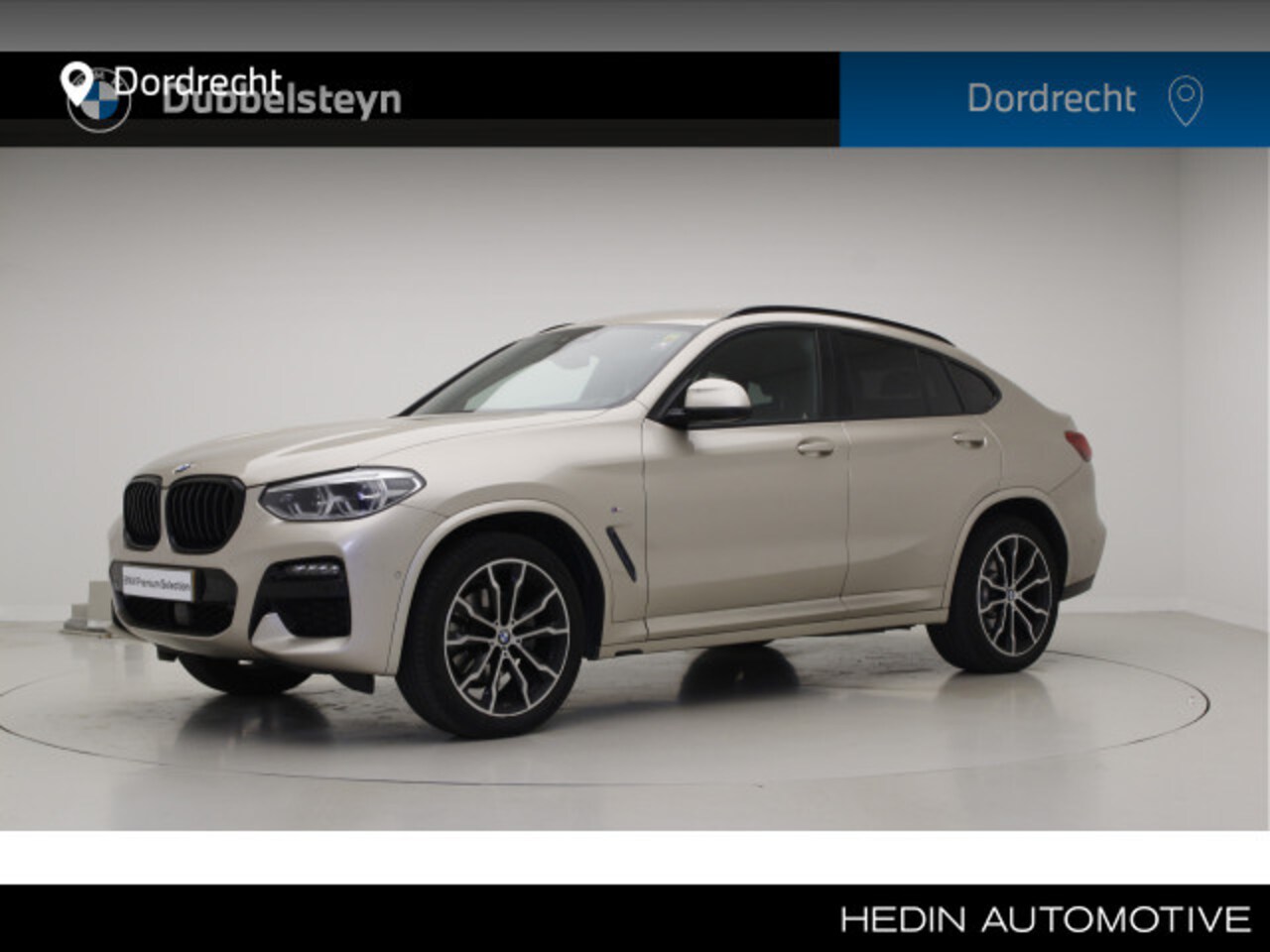 BMW X4 - xDrive20i M-Sport | 19 inch | Camera | Trekhaak | Active Cruise Control - AutoWereld.nl