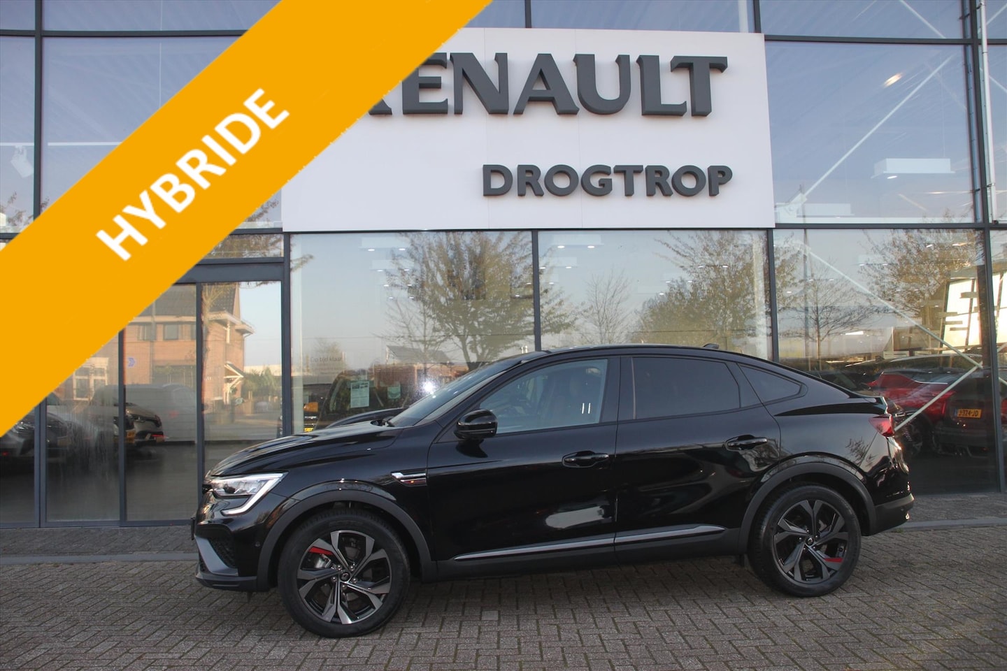 Renault Arkana - 145PK-FULL HYBRID-RS LINE-26DKM-NAVI-PANODAK- - AutoWereld.nl