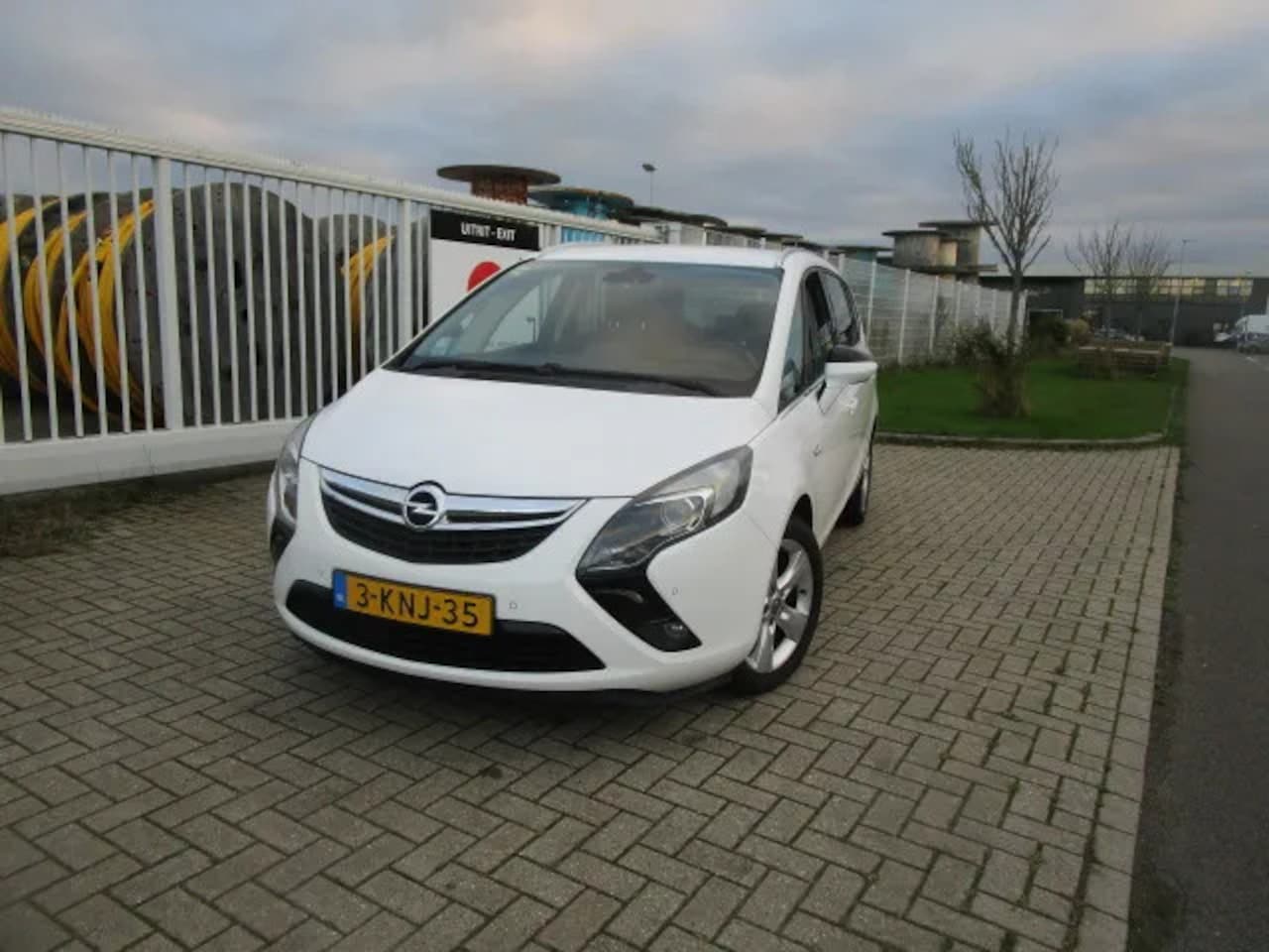 Opel Zafira Tourer - 1.4 Business+ - AutoWereld.nl