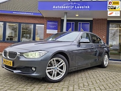 BMW 3-serie - 320i EfficientDynamics Edition Upgrade Edition Org Nederland Sportstoelen verwarmd PDC Cru