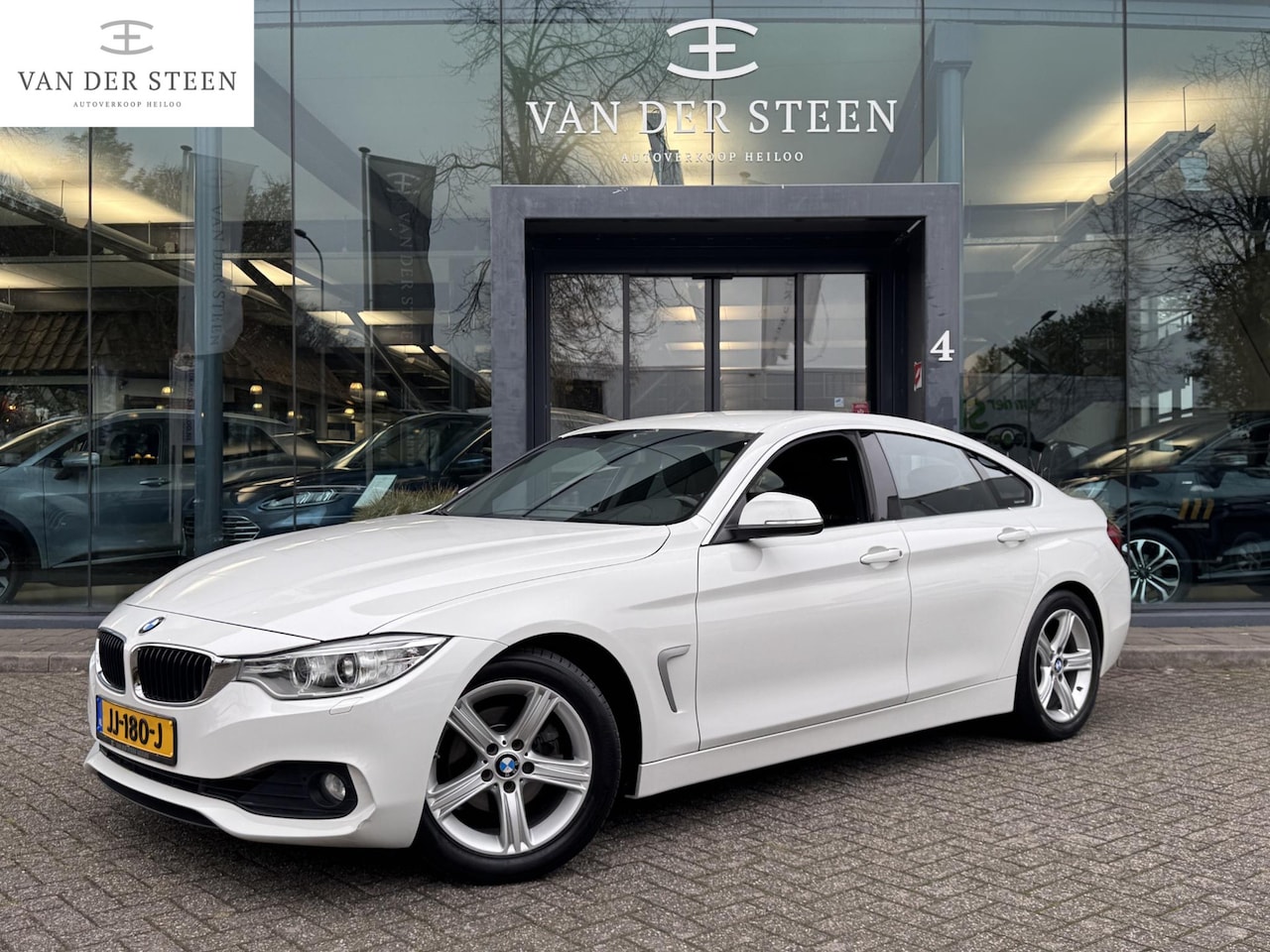 BMW 4-serie Gran Coupé - 418i High Executive l Lederen Sportstoelen l Elektrische Achterklep l Elektrische Trekhaak - AutoWereld.nl