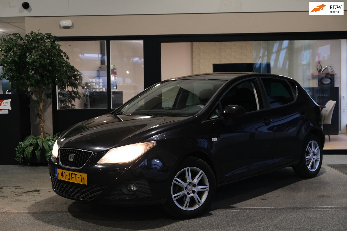 Seat Ibiza - 1.4 Stylance Cruise Radio Trekhaak! - AutoWereld.nl