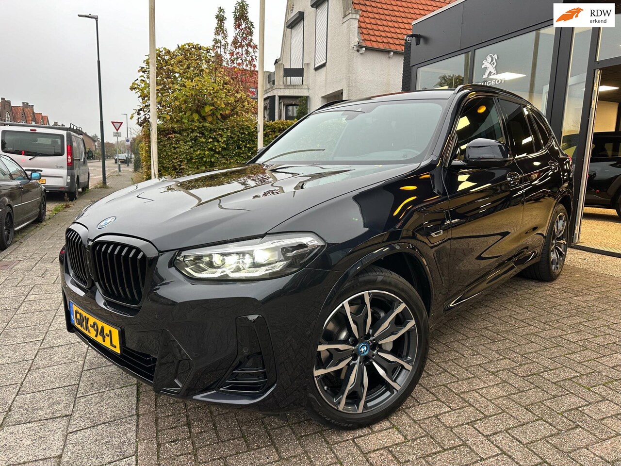 BMW X3 - XDrive30e High Executive|M-Pakket|Leer|Apple Carplay|360 Camera - AutoWereld.nl