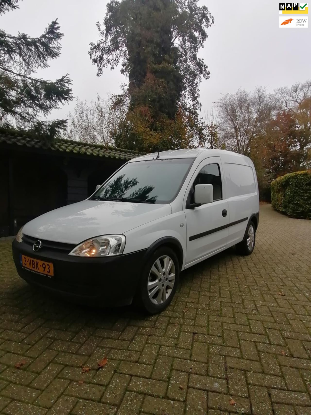 Opel Combo - 1.3 CDTi Comfort 1.3 CDTi Comfort - AutoWereld.nl