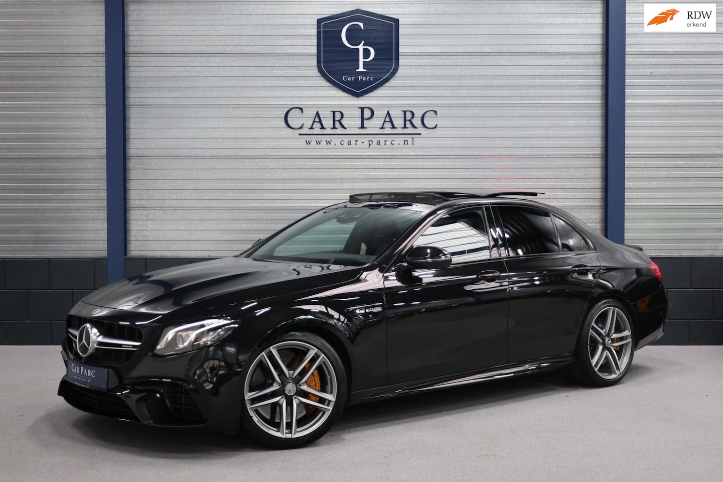 Mercedes-Benz E-klasse - AMG 63 S 4MATIC+ 612+PK LED/MASSAGE/VIRTUAL/SFEER/LUCHT/PANO/360/ACC/ECC/12 MDN GARANTIE! - AutoWereld.nl