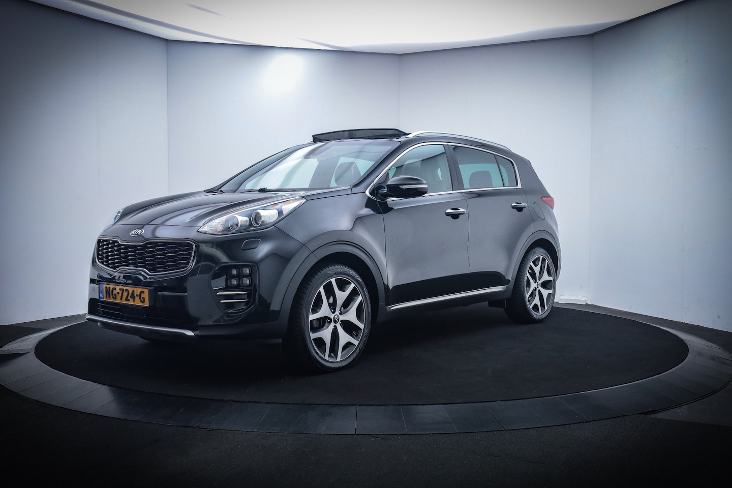 Kia Sportage - 1.6 T-GDI GT-Line PlusLine 177PK PANO/LEDER/JBL AUDIO/STOELVERW+KOELING/CAMERA/CARPLAY/NAV - AutoWereld.nl