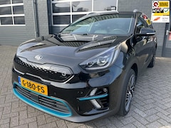 Kia e-Niro - ExecutiveLine 64 kWh Navi, Leder, Stoel/Stuurverw