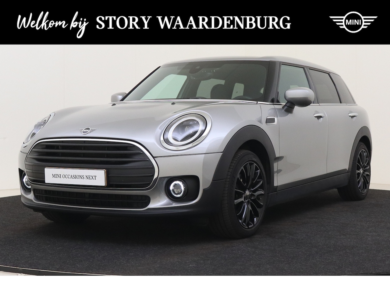 MINI Clubman - Cooper Classic Automaat / Achteruitrijcamera / Stoelverwarming / LED / PDC achter / Cruise - AutoWereld.nl