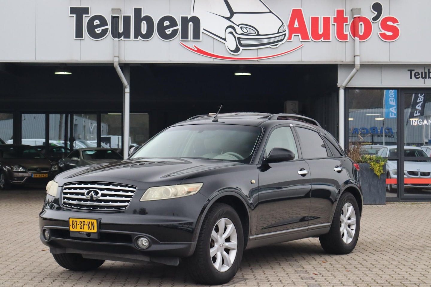 Infiniti FX - 35 Lederen interieur, Schuif- kanteldak, Elektrische ramen, Zie foto's Dashboard! 209.000 - AutoWereld.nl