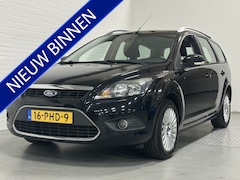 Ford Focus Wagon - 1.6 TDCi Limited CLIMA / CRUISE / NAVI / TREKHAAK