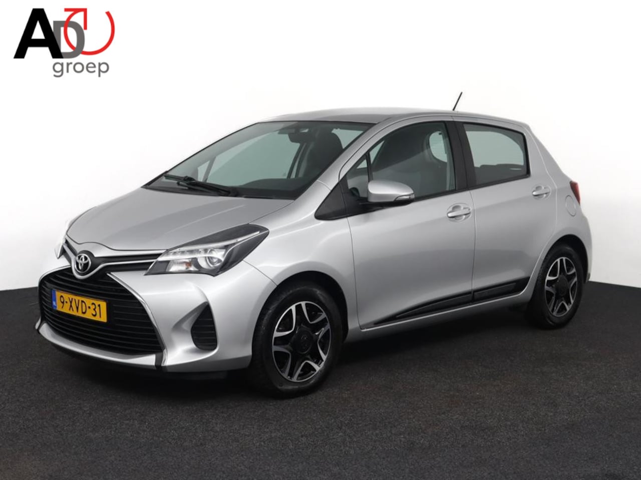 Toyota Yaris - 1.3 VVT-i Aspiration | Navigatie | Trekhaak | Bluetooth | - AutoWereld.nl