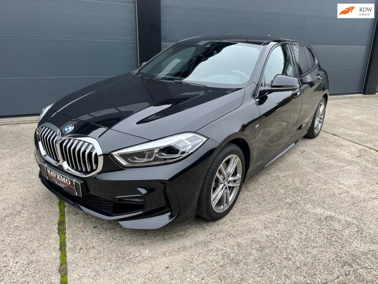 BMW 1-serie - 118i High Executive M pakket / PDC / Stoelverwarming / - AutoWereld.nl