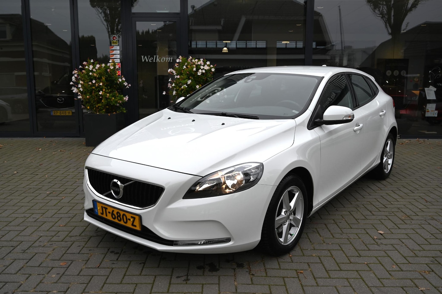 Volvo V40 - 2.0 T2 Nordic *Verwacht* - AutoWereld.nl