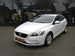 Volvo V40 - 2.0 T2 Nordic *Trekhaak* *Verwacht