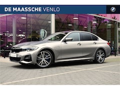 BMW 3-serie - 330e High Executive M Sport Automaat / Schuif-kanteldak / Laserlicht / Sportstoelen / Park