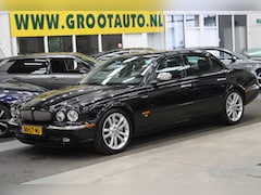 Jaguar XJR - 4.2 V8 S/C Automaat 396pk Leer, Airco, Cruise control, Stoelverwarming, Youngtimer