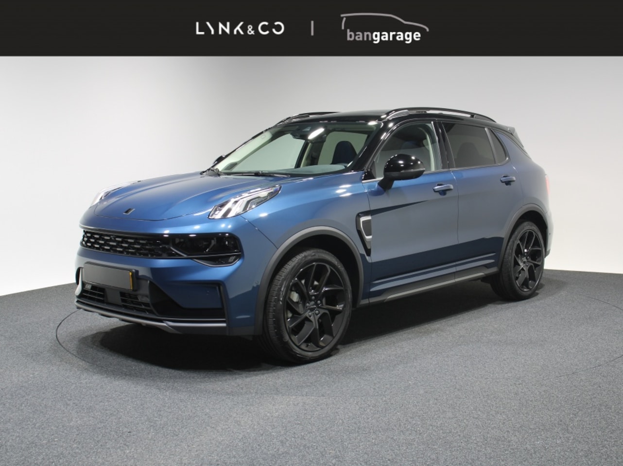 Lynk & Co 01 - Black Edition Plug-in Hybride 262 PK Panorama Dak Adaptieve CC A - AutoWereld.nl