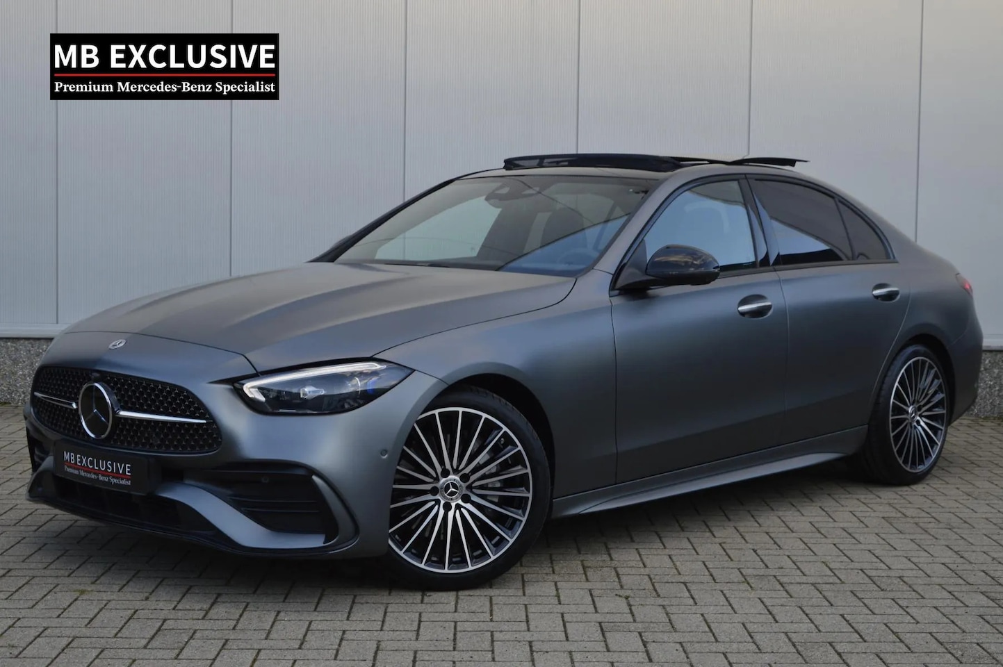 Mercedes-Benz C-klasse - 300 AMG Line Magno Night AUT9 (2023) - AutoWereld.nl