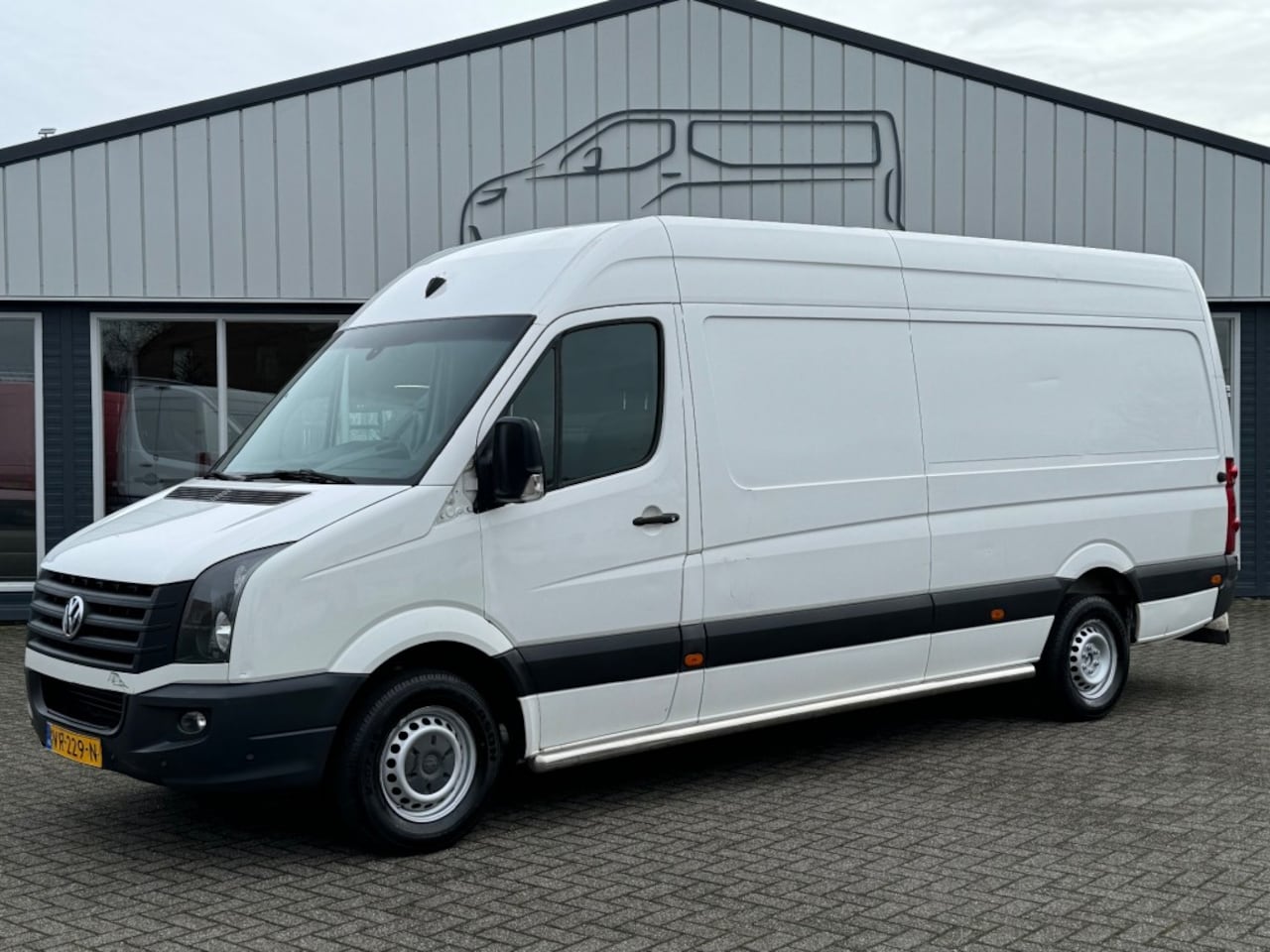 Volkswagen Crafter - 2.0 TDI 80KW 109PK L3H2 WOK MELDING! - AutoWereld.nl