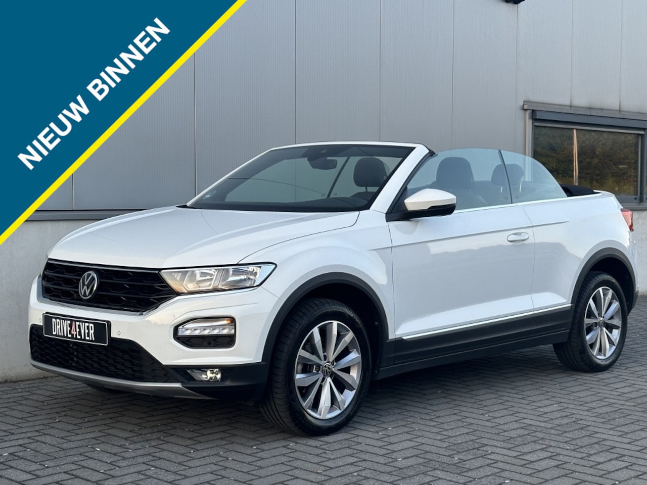 Volkswagen T-Roc Cabrio - 1.0 TSI STYLE NAVI CLIMATE PDC SPORTVELGEN ELEK PAKKET - AutoWereld.nl