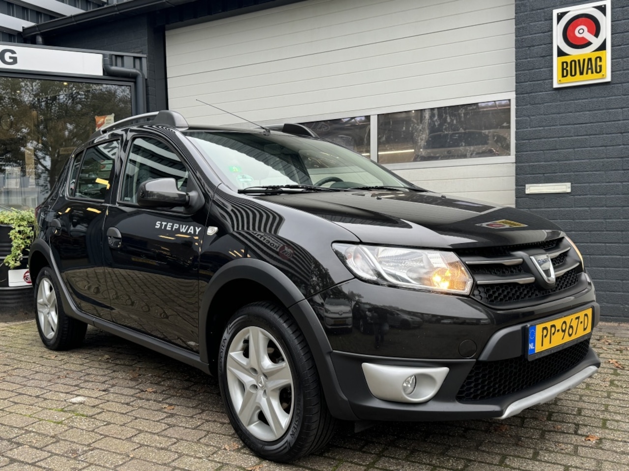 Dacia Sandero Stepway - 0.9 TCe Amb. - AutoWereld.nl