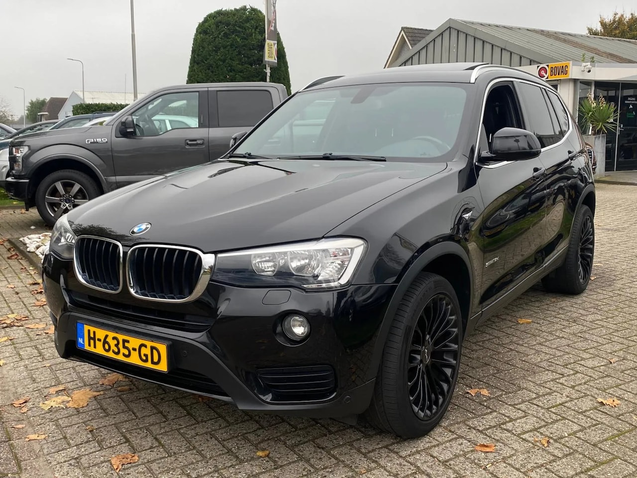 BMW X3 - 1.8D High Executive 2016 Zwart Panodak Handgeschakeld - AutoWereld.nl