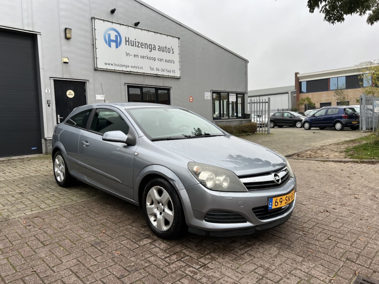 Opel Astra GTC - 1.4 Edition | AIRCO| NIEUWE APK! - AutoWereld.nl