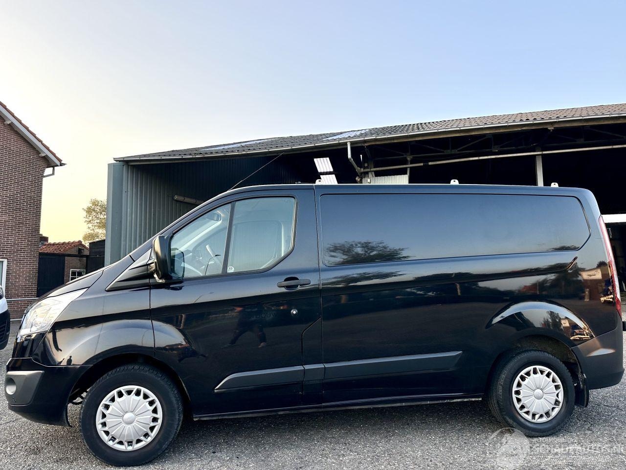 Ford Transit Custom - 270 2.2 TDCI 101pk 6-bak L/H1 Trend 3-pers - nap - camera - navi - airco - cruise - pdc v+ - AutoWereld.nl