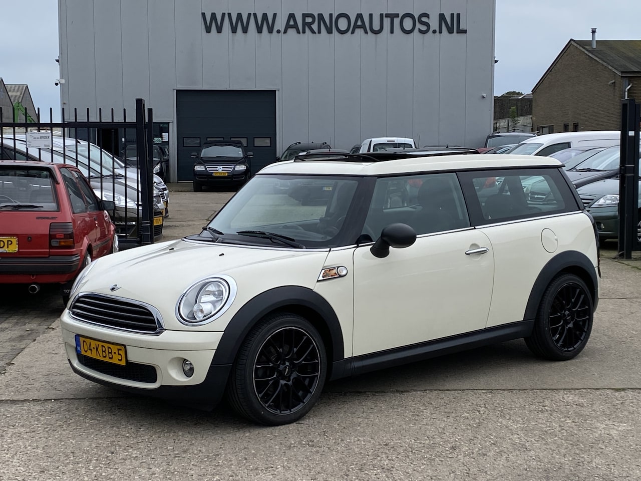 MINI Clubman - 1.4 One Anniversary Business Mini 1.4 One Anniversary Business, 6-BAK, AIRCO, CRUISE CONTROL, ELEK-SCHUIF-/KANTELDAK, E - AutoWereld.nl