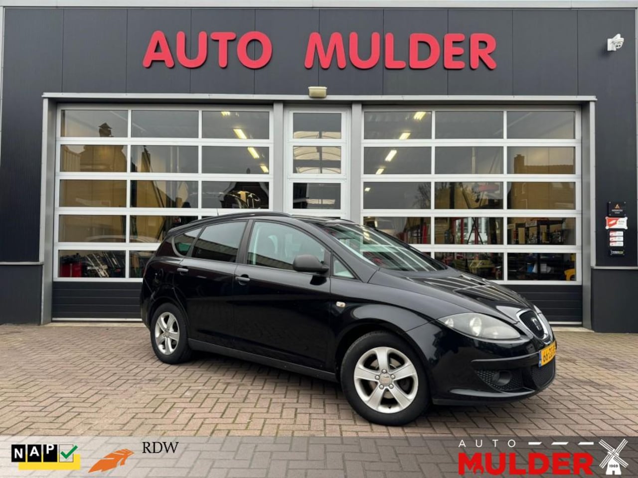 Seat Altea XL - STATIONWAGON 1.6 CLUBSTYLE / TREKHAAK / AIRCO / RIJKLAAR! - AutoWereld.nl