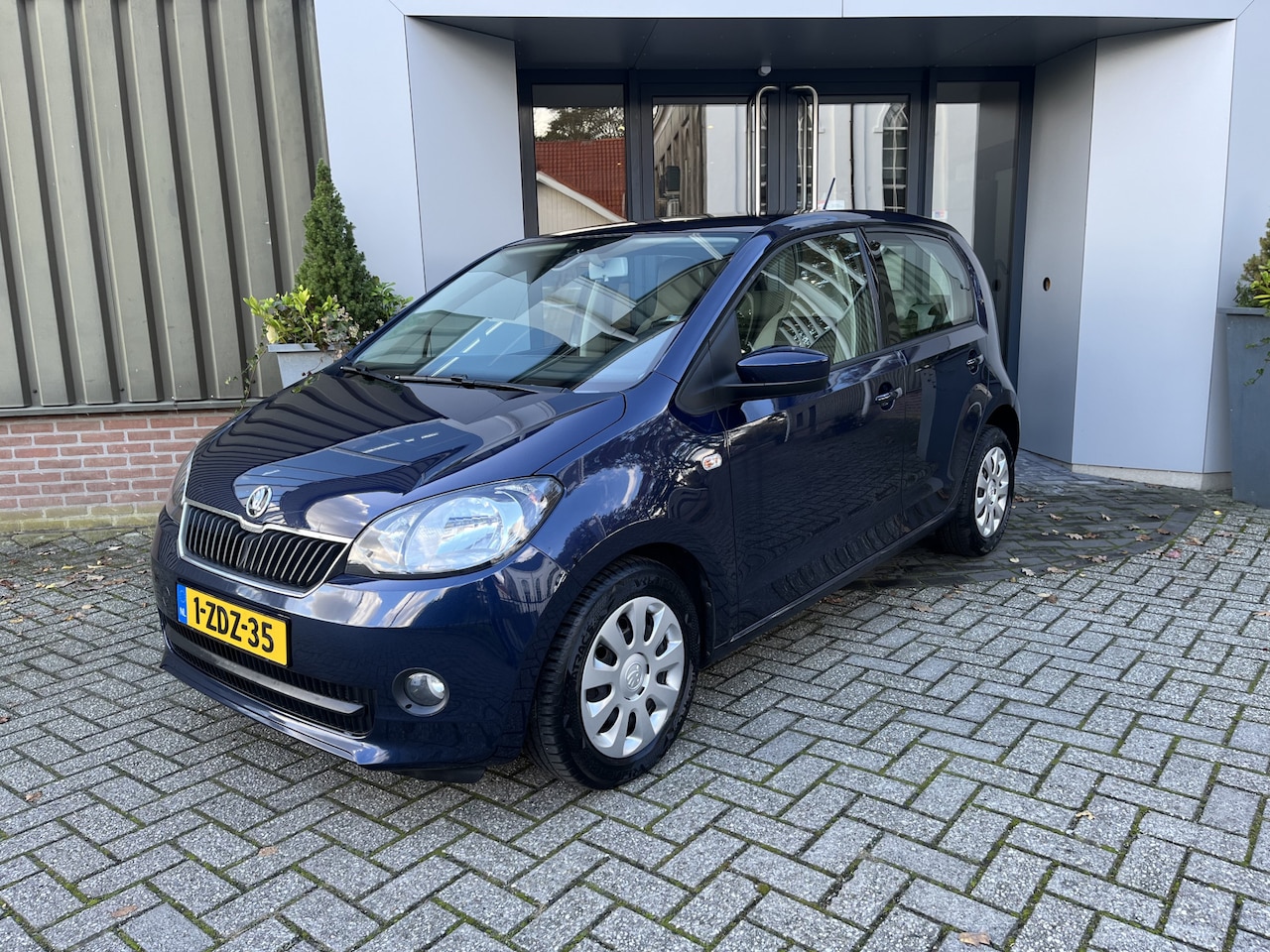 Skoda Citigo - 1.0 Greentech Elegance | Airco | Cruise controle | Trekhaak| 5 deurs | - AutoWereld.nl