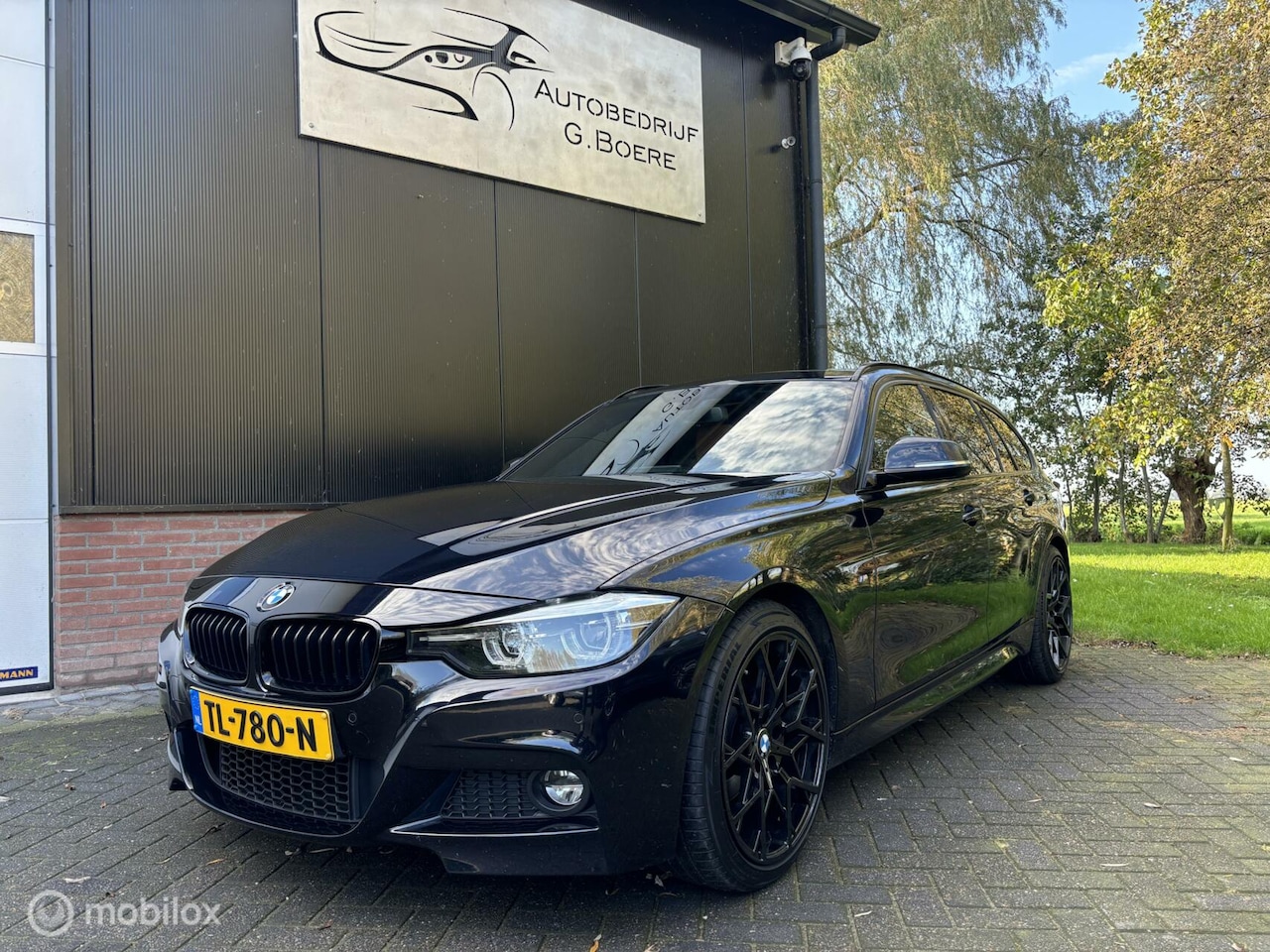 BMW 3-serie Touring - 320i M Sport High Executive 320i M Sport High Executive - AutoWereld.nl