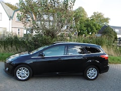 Ford Focus Wagon - 1.6 EcoBoost Titanium 182pk Clima Navi Trekhaak 1500kg