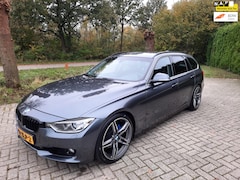 BMW 3-serie Touring - 328i High EXE NAVIGATIE ECC HARMAN CARDON