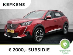 Peugeot e-2008 - SUV Allure Pack 50 kWh 136pk Automaat | Navigatie | 3-fase laden | Achteruitrijcamera | St