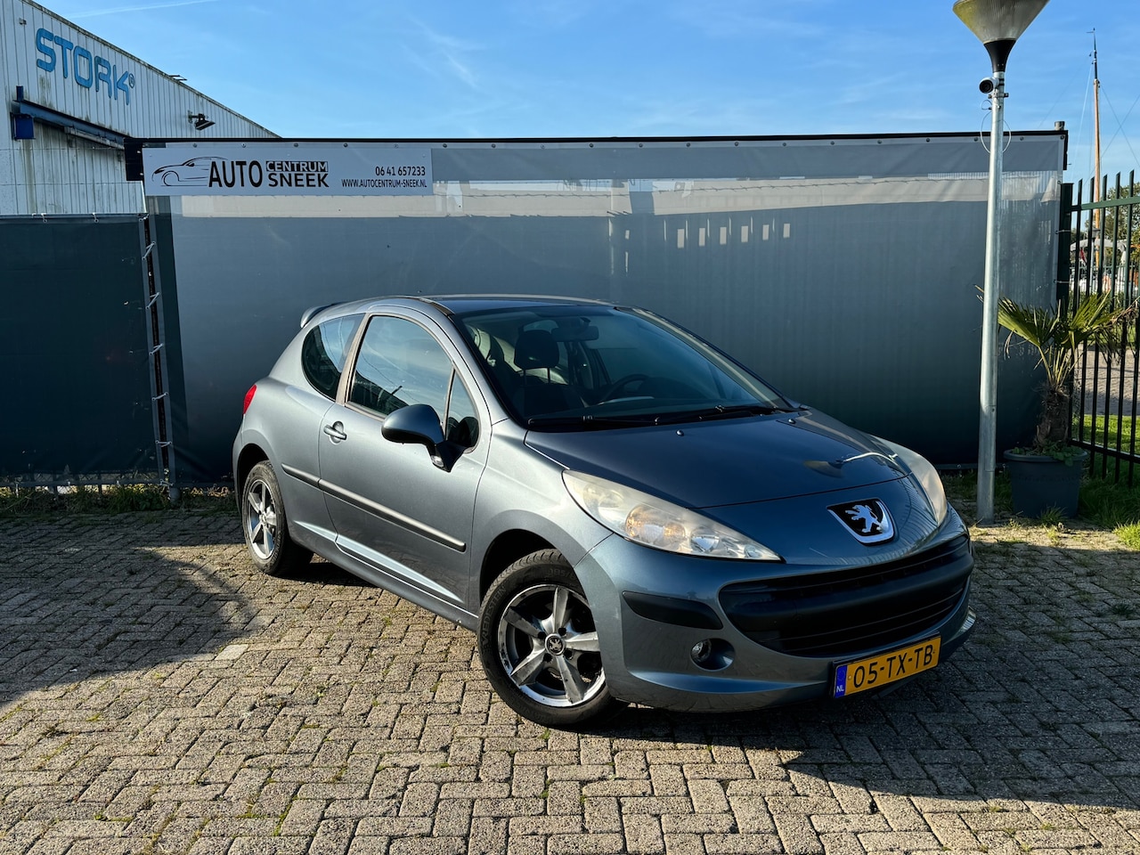 Peugeot 207 - 1.4-16V Color-line - Airco - Cruise - APK 09-25 - AutoWereld.nl