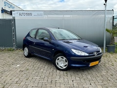 Peugeot 206 - 1.4 X-line - APK 05-25 - Automaat - Elek ramen