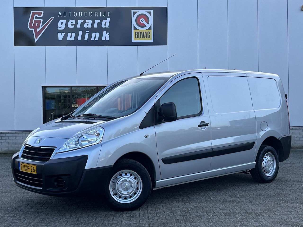 Peugeot Expert - 1.6 HDI AIRCO TREKHAAK APK 09-25 - AutoWereld.nl