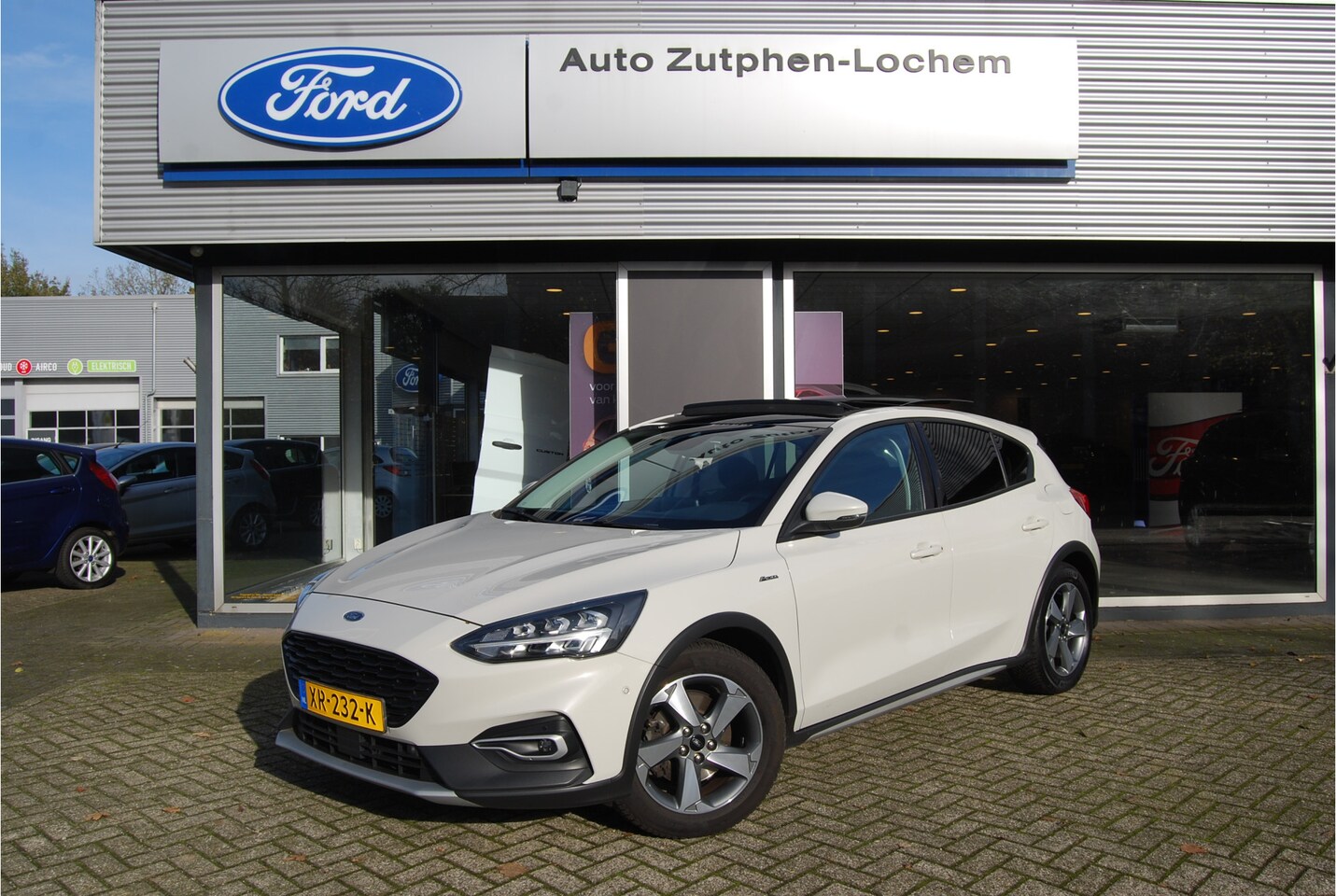 Ford Focus - 1.0 EcoBoost Active Business 5dr 125PK NL-AUTO | PANO. DAK | WINTERPACK | CLIMATE |  CAMER - AutoWereld.nl