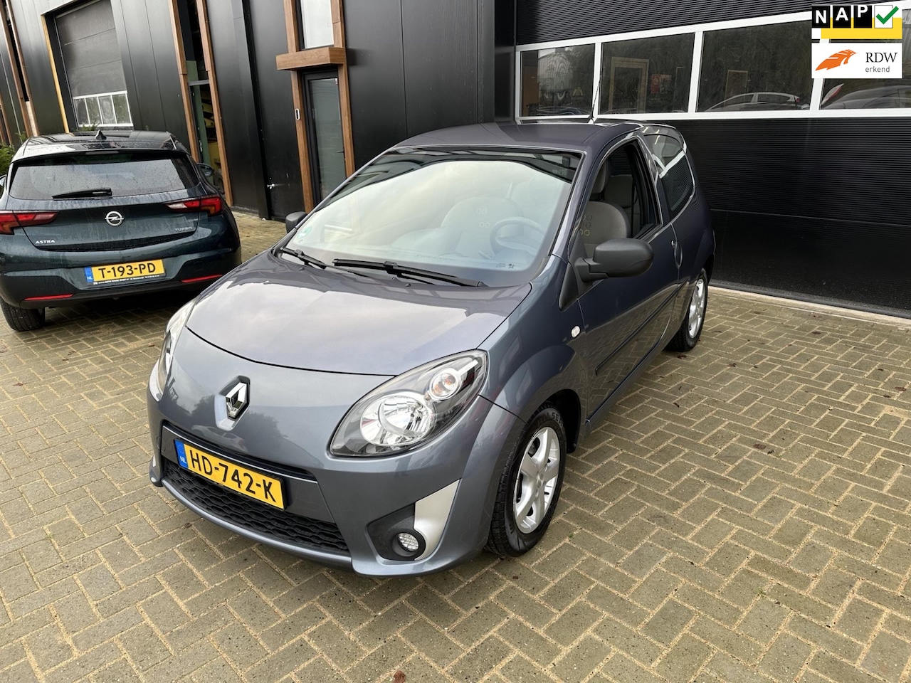 Renault Twingo - 1.2-16V Collection 1.2-16V Collection - AutoWereld.nl