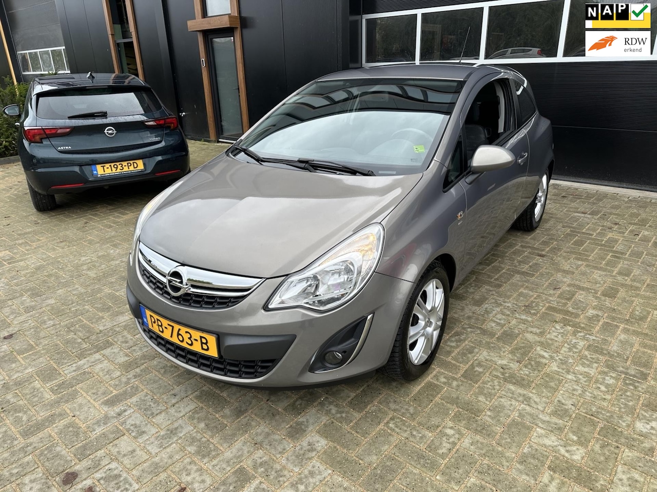 Opel Corsa - 1.2-16V Selection 1.2-16V Selection - AutoWereld.nl