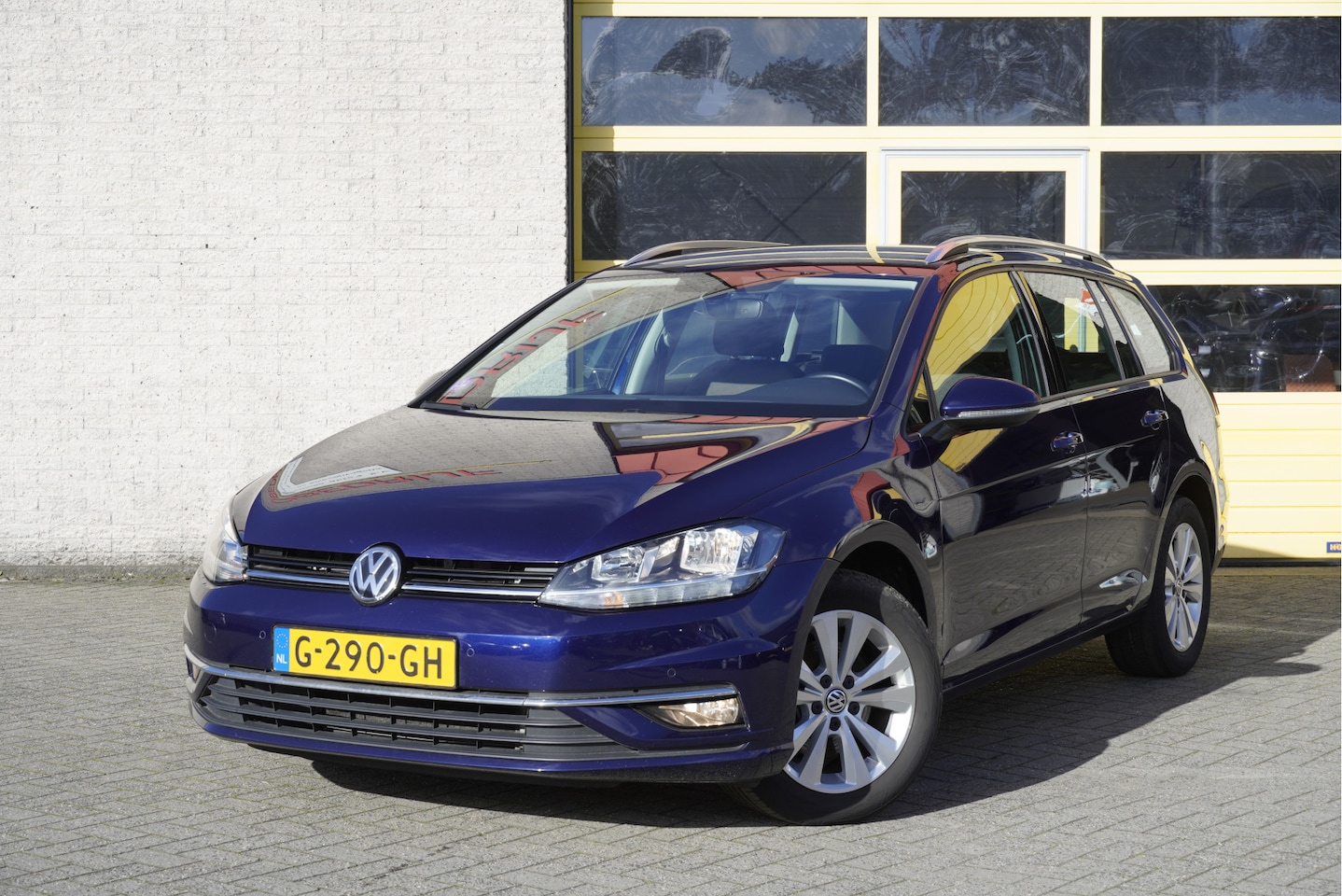 Volkswagen Golf Variant - 1.0 TSI Highline BJ2019 Lmv 16" | Led | Pdc | Navi | App-Connect | Climate control | Cruis - AutoWereld.nl