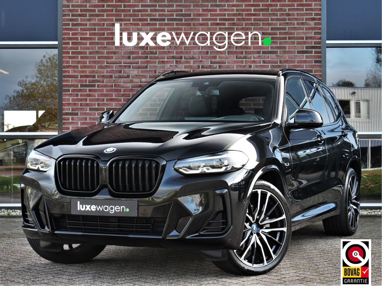 BMW X3 - xDrive30e M-Sport Trekh 21inch Gesture Camera HiFi - AutoWereld.nl